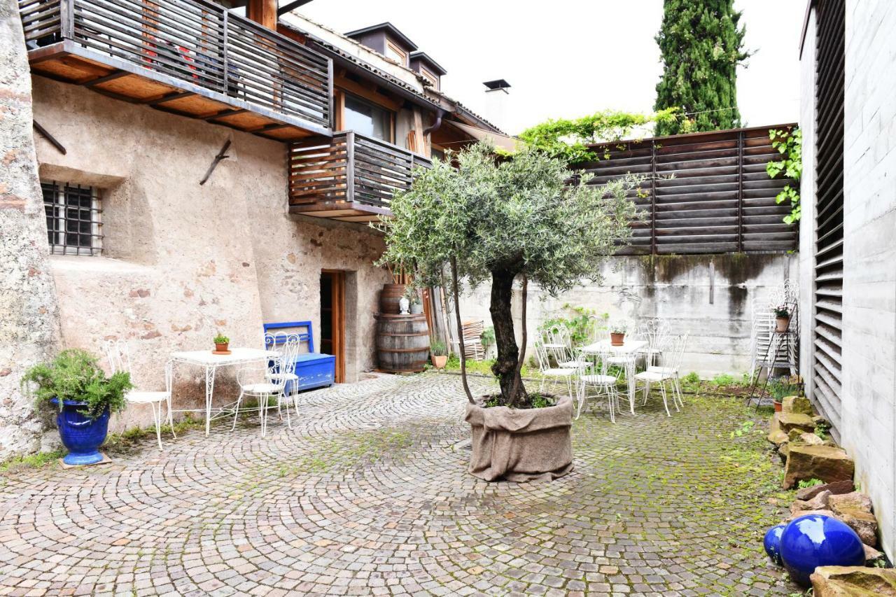 Apartamento Ansitz Jenner Appiano Sulla Strada Del Vino Exterior foto